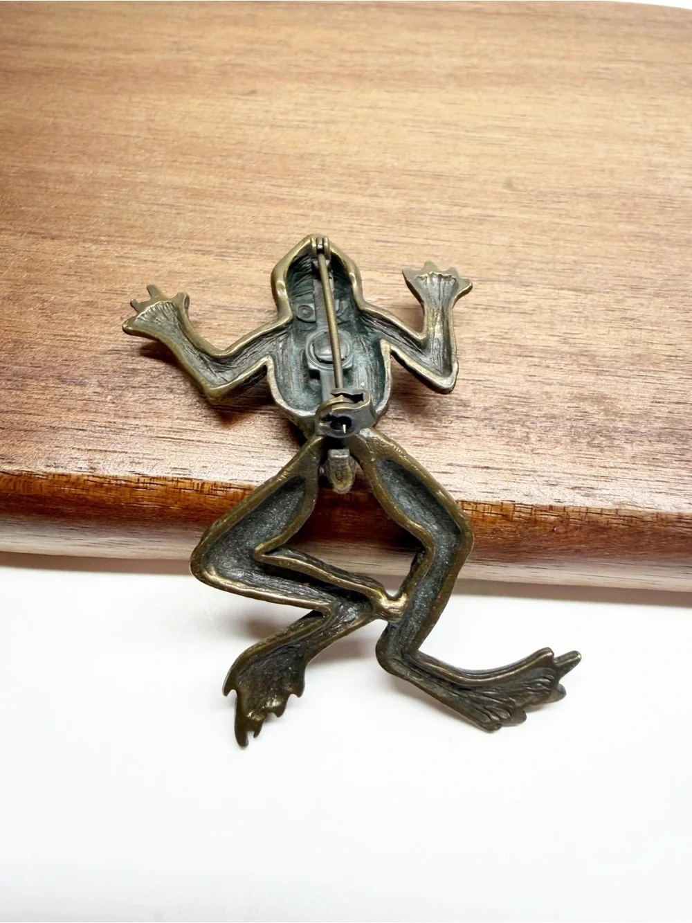 Vintage JJ Jonet Articulated Frog Brooch